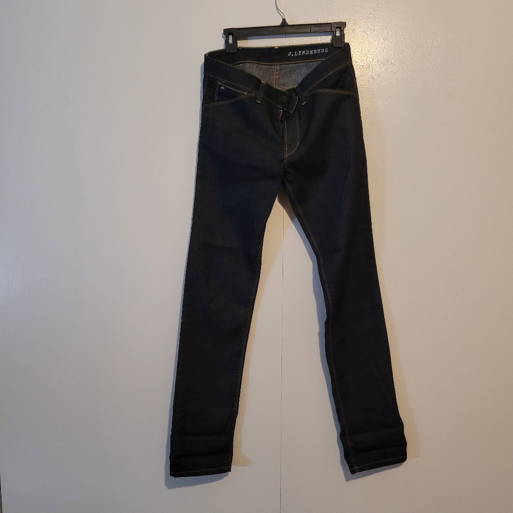 J. LINDEBERG DAMIEN STYLE JEANS SIZE 31" x 34"